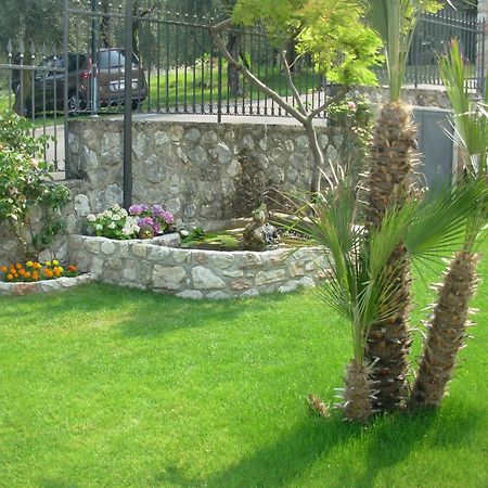 Villa Due Leoni - Residence Brenzone sul Garda Exterior foto